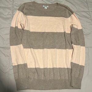 Old Navy Sweater